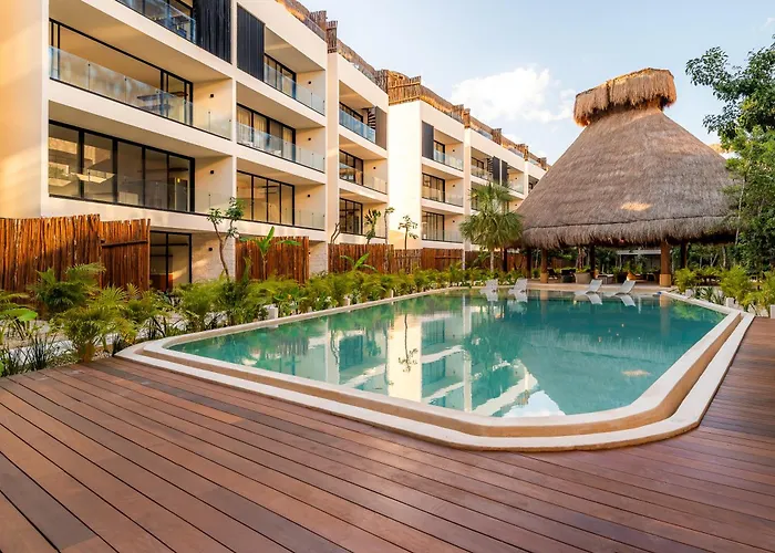 2Br Jungle View W Private Pool Gym Fast Wifi